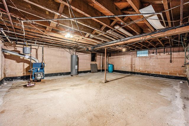 12458 County Road 665, Bloomingdale, MI 49026