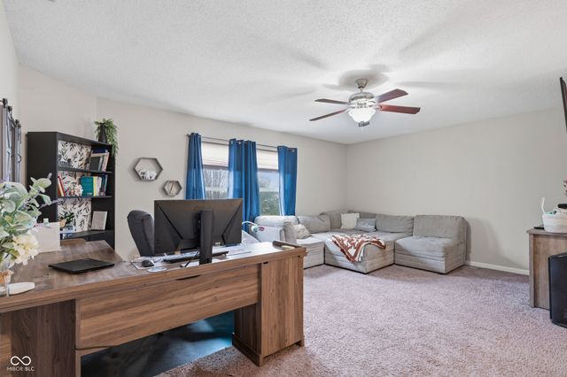 345 Sunburst Lane, Greenwood, IN 46143