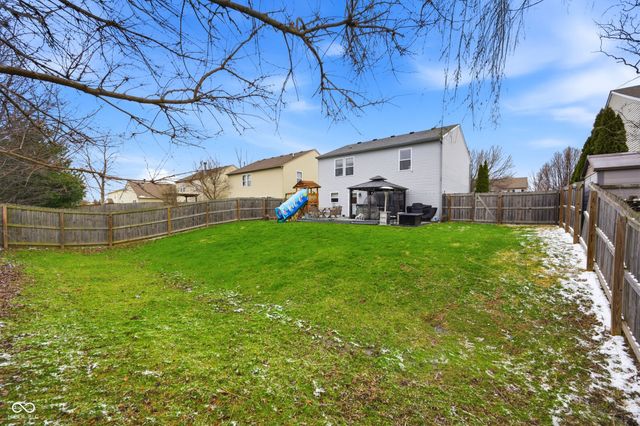 345 Sunburst Lane, Greenwood, IN 46143