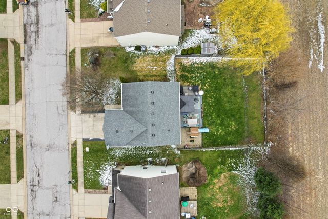 345 Sunburst Lane, Greenwood, IN 46143