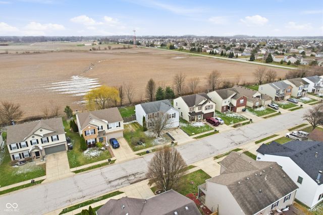 345 Sunburst Lane, Greenwood, IN 46143