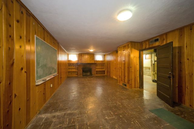 37 E 33rd Ave, Spokane, WA 99203