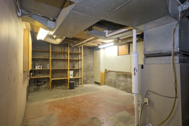 37 E 33rd Ave, Spokane, WA 99203