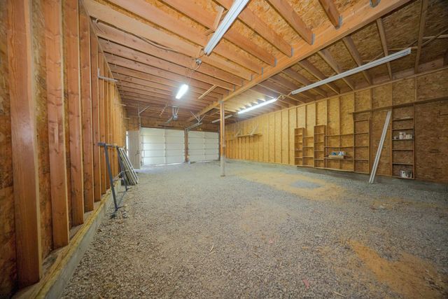 37 E 33rd Ave, Spokane, WA 99203