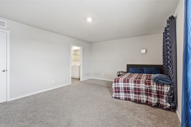 1158 35th Street SW, Altoona, IA 50009