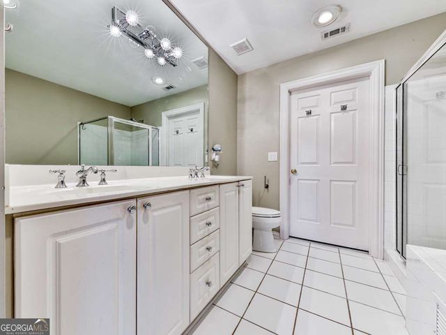 211 COLONIAL HOMES Drive NW 2501, Atlanta, GA 30309