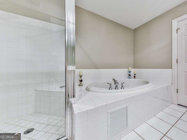 211 COLONIAL HOMES Drive NW 2501, Atlanta, GA 30309