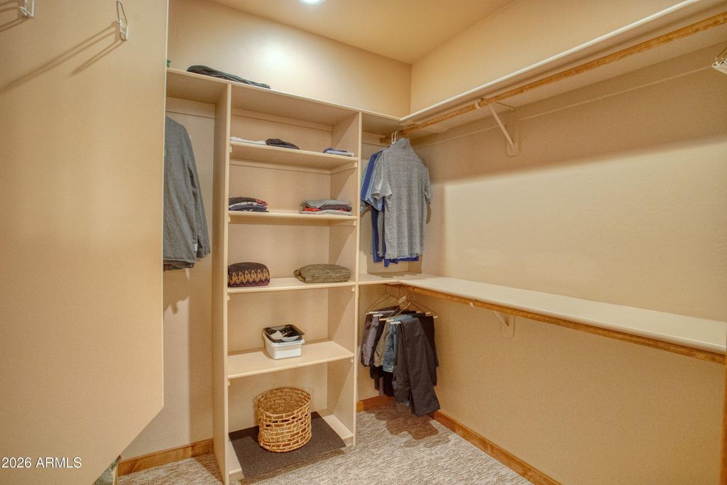 Image 24 of property listing at 1961 S KNOLL Trail, Show Low, AZ 85901