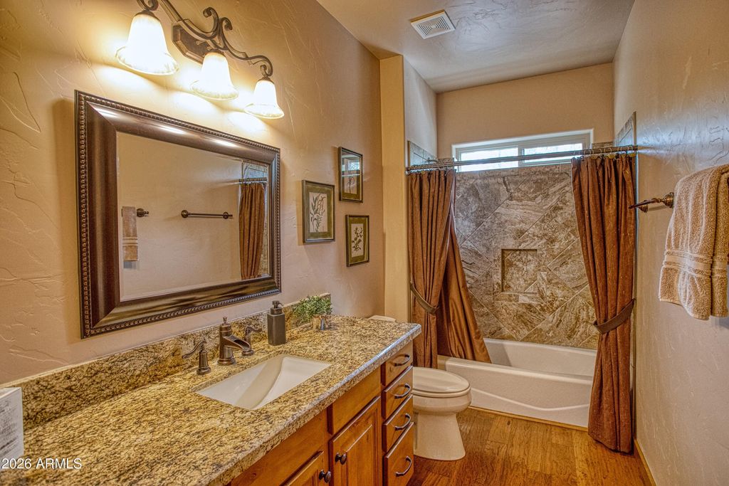 Image 27 of property listing at 1961 S KNOLL Trail, Show Low, AZ 85901