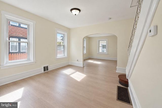 705 POWELL ST, Gloucester City, NJ 08030