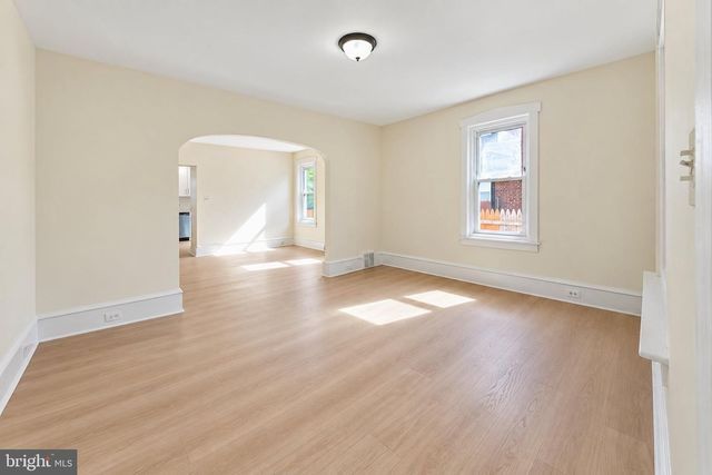 705 POWELL ST, Gloucester City, NJ 08030