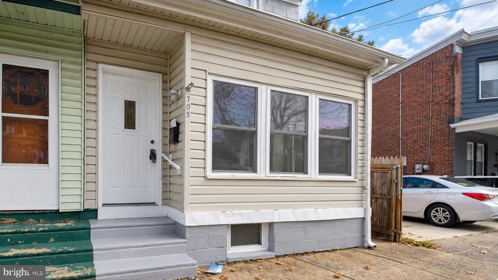 705 POWELL ST, Gloucester City, NJ 08030 — photo 3