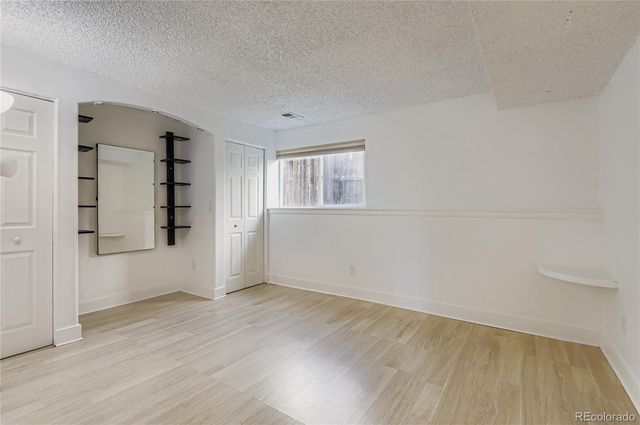 2910 S Revere Street, Aurora, CO 80014