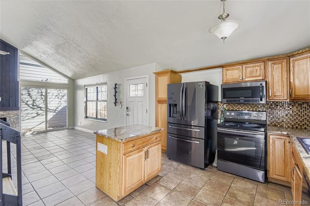 2910 S Revere Street, Aurora, CO 80014