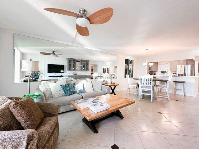 7920 SUN ISLAND DRIVE S 102, South Pasadena, FL 33707