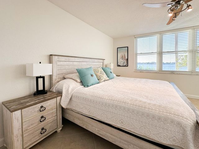 7920 SUN ISLAND DRIVE S 102, South Pasadena, FL 33707