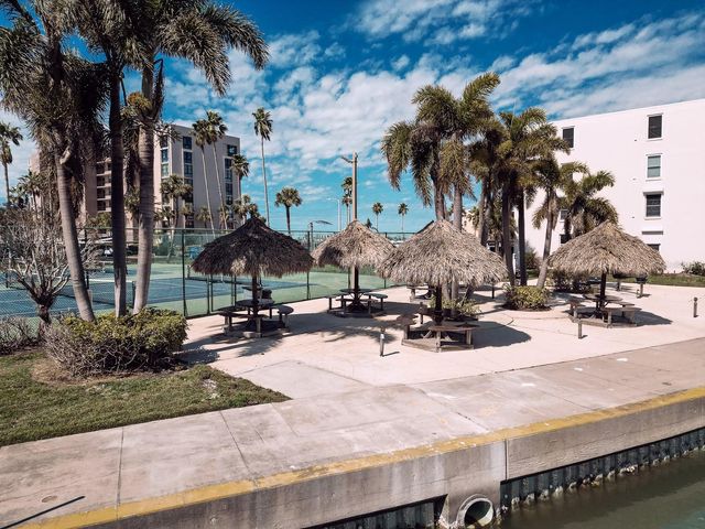 7920 SUN ISLAND DRIVE S 102, South Pasadena, FL 33707