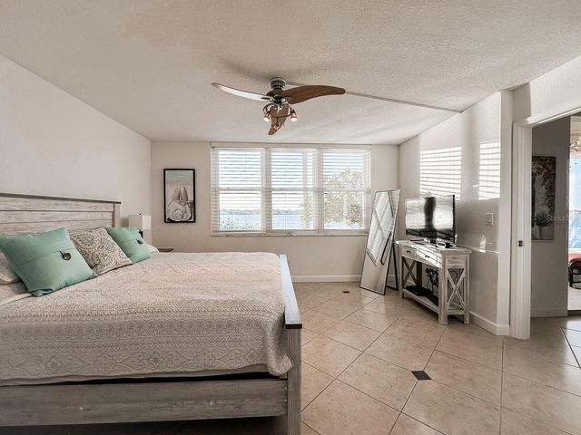 7920 SUN ISLAND DRIVE S 102, South Pasadena, FL 33707