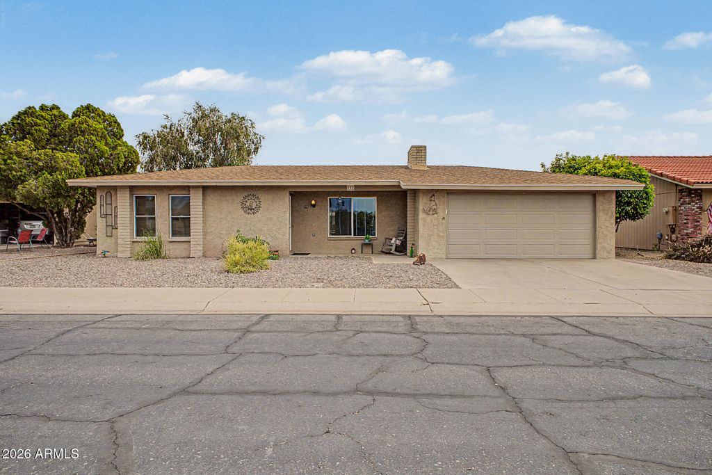 777 LEISURE WORLD --, Mesa, AZ 85206