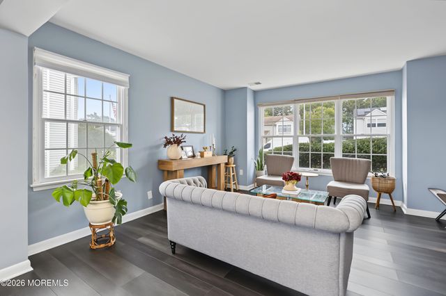 46 Deer Run Drive S, Barnegat, NJ 08005
