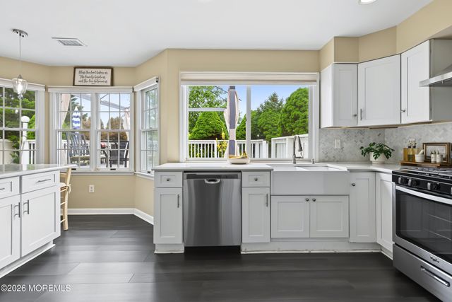 46 Deer Run Drive S, Barnegat, NJ 08005