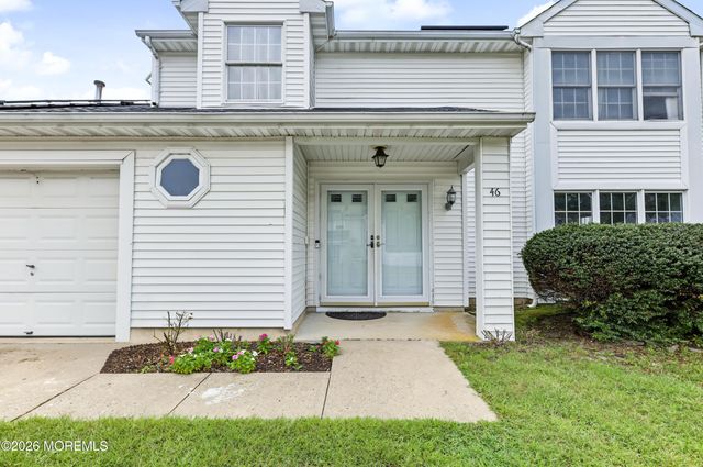 46 Deer Run Drive S, Barnegat, NJ 08005