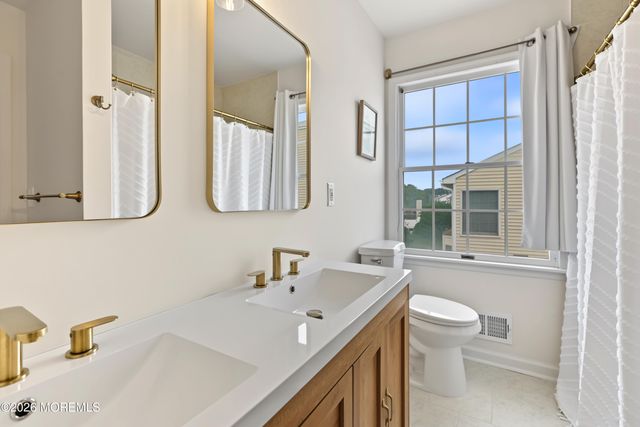 46 Deer Run Drive S, Barnegat, NJ 08005