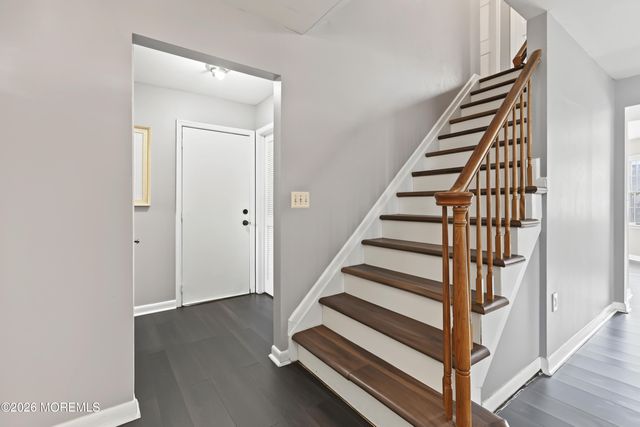 46 Deer Run Drive S, Barnegat, NJ 08005
