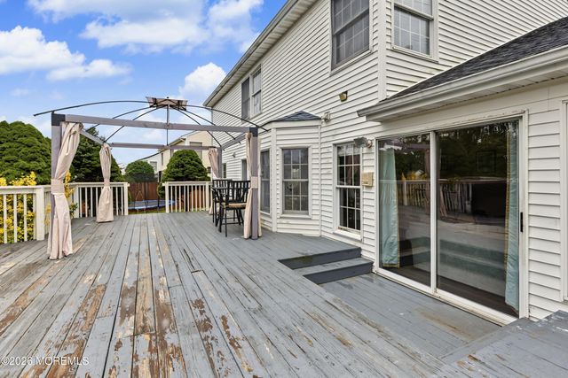 46 Deer Run Drive S, Barnegat, NJ 08005