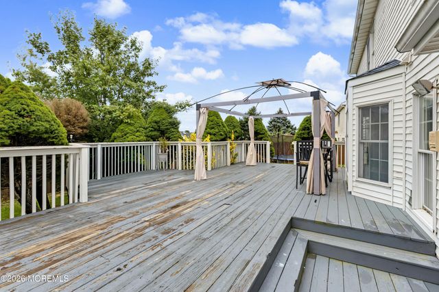46 Deer Run Drive S, Barnegat, NJ 08005
