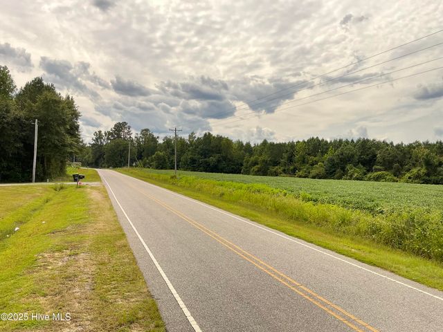 2100 Golf Course Road, Whiteville, NC 28472