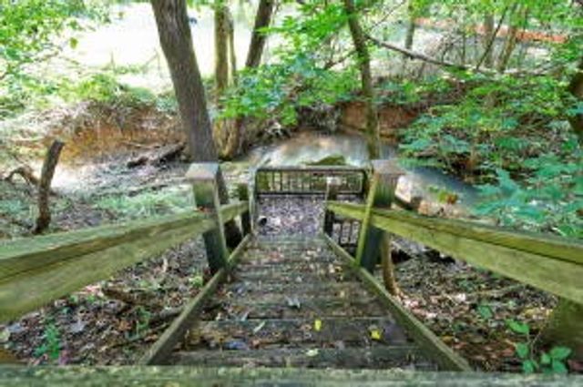 201 County Road 577, Englewood, TN 37329