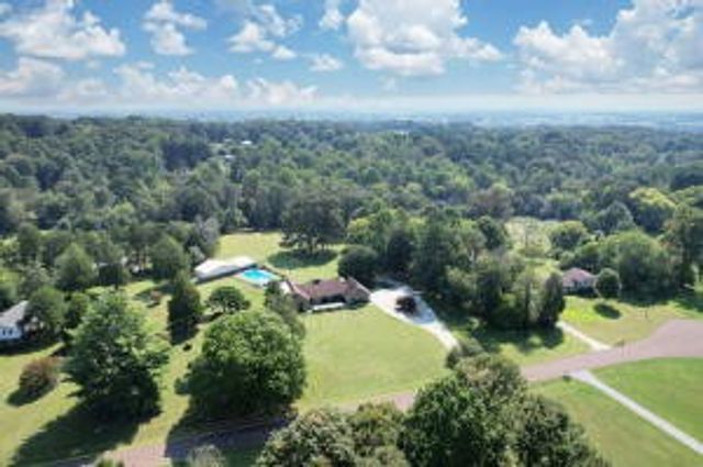 201 County Road 577, Englewood, TN 37329