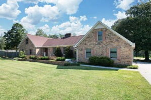 201 County Road 577, Englewood, TN 37329