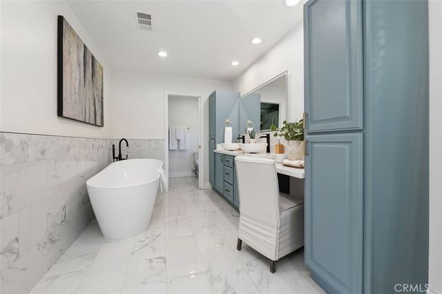 22534 Liberty Bell, Calabasas, CA 91302