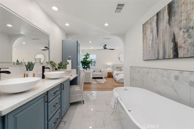 22534 Liberty Bell, Calabasas, CA 91302
