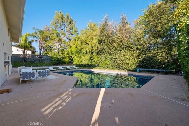 22534 Liberty Bell, Calabasas, CA 91302