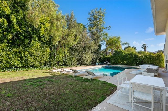 22534 Liberty Bell, Calabasas, CA 91302