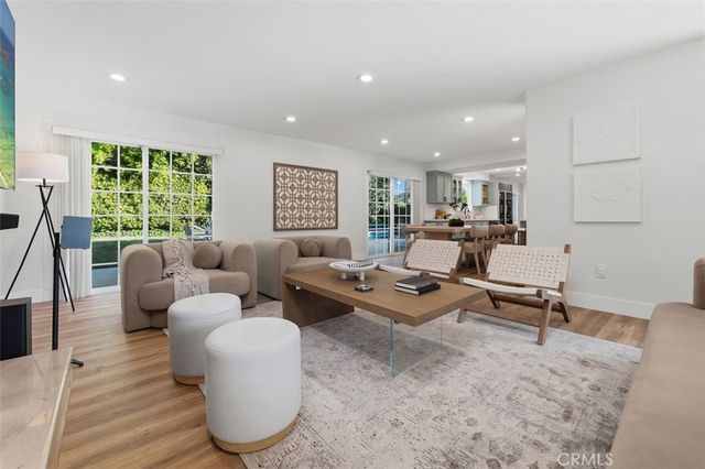 22534 Liberty Bell, Calabasas, CA 91302
