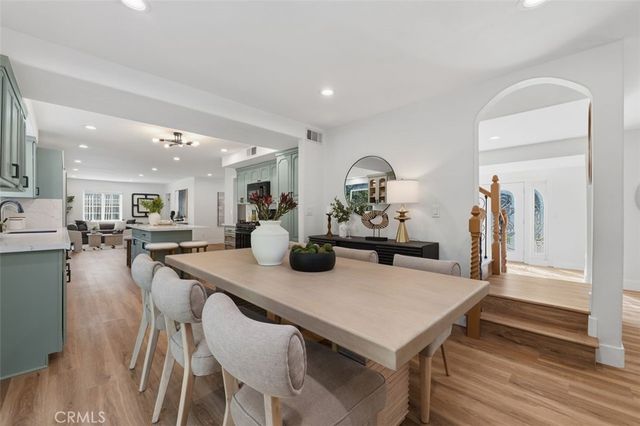 22534 Liberty Bell, Calabasas, CA 91302