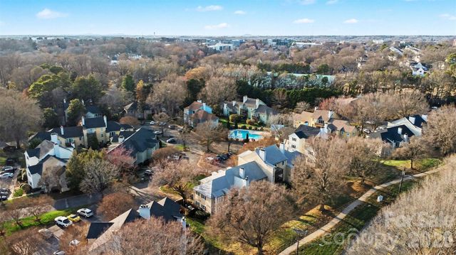 3206 Selwyn Farms Lane 2, Charlotte, NC 28209