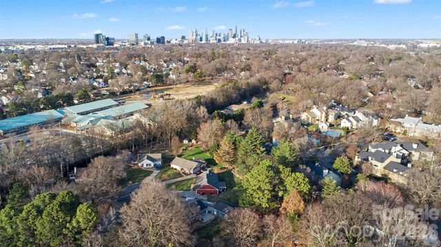 3206 Selwyn Farms Lane 2, Charlotte, NC 28209