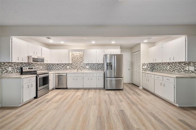 8501 SW 93RD LANE D, Ocala, FL 34481