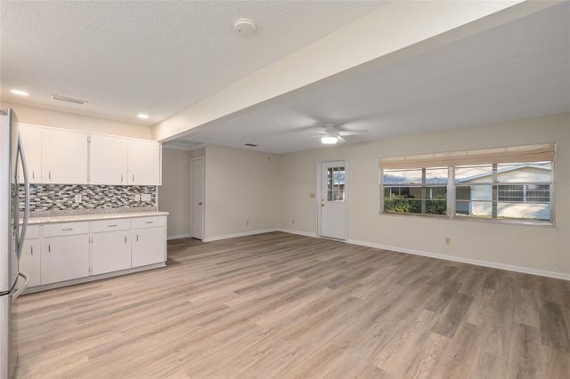 8501 SW 93RD LANE D, Ocala, FL 34481