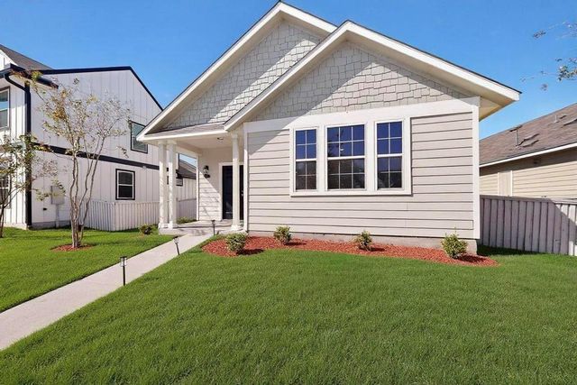 189 Fabion ST, Kyle, TX 78640