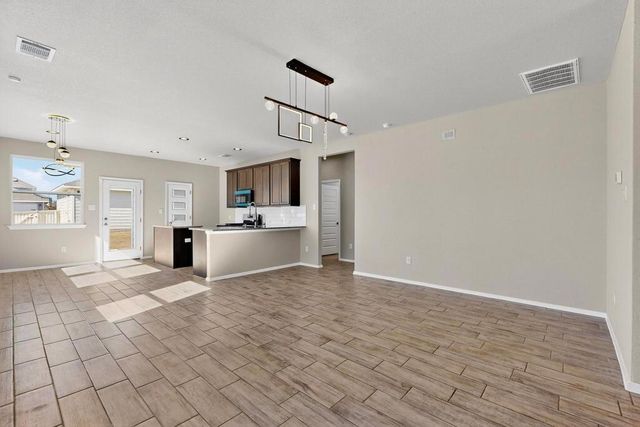 189 Fabion ST, Kyle, TX 78640