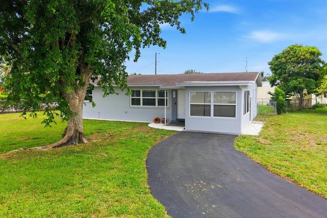 333 Elizabeth Road, Lake Worth, FL 33461