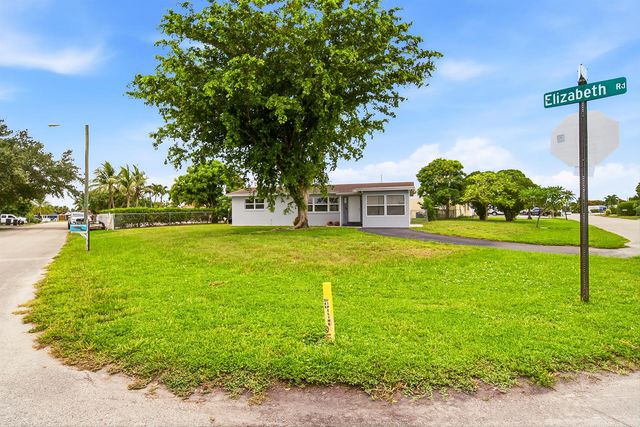 333 Elizabeth Road, Lake Worth, FL 33461