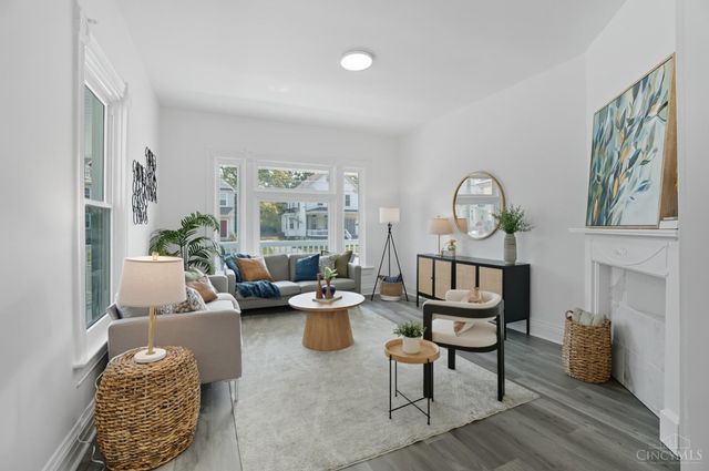 1820 Hewitt Ave, Cincinnati, OH 45207