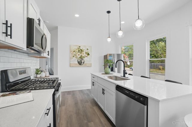 1820 Hewitt Ave, Cincinnati, OH 45207